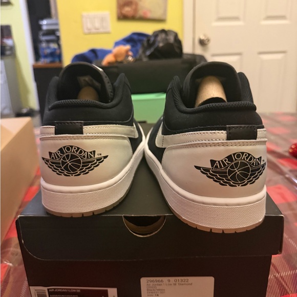 AIR JORDAN 1 low DIAMOND SUPPLY sz 14 mens from 2022 new in box main image 7